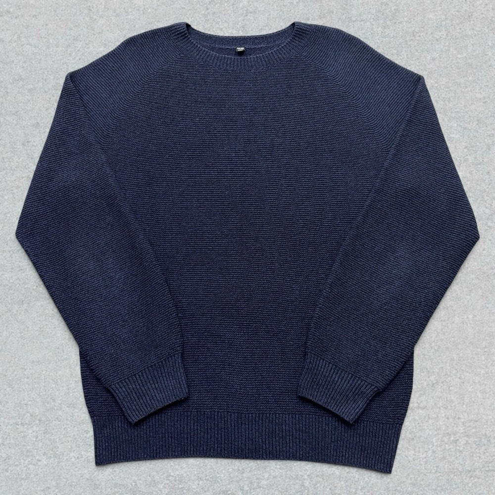 Uniqlo Sweater Men's Large Navy Blue Textured Knit Acrylic Blend Crewneck